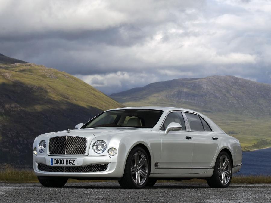  Bentley Mulsanne 2010 года  (UK) (фото 13 из 31)